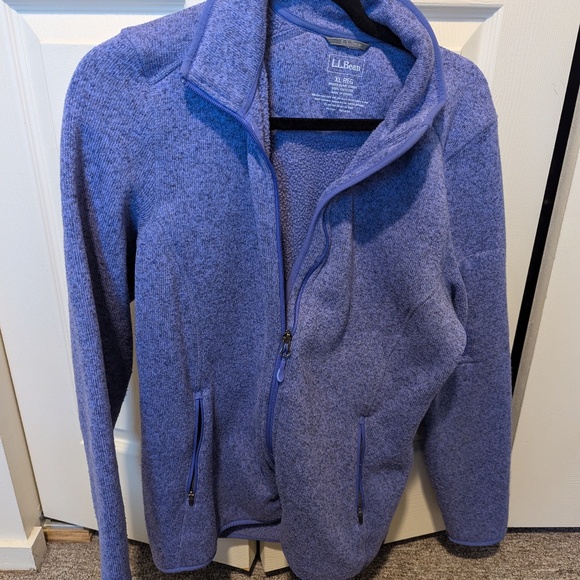 sweatshirt - Picture 1 of 3